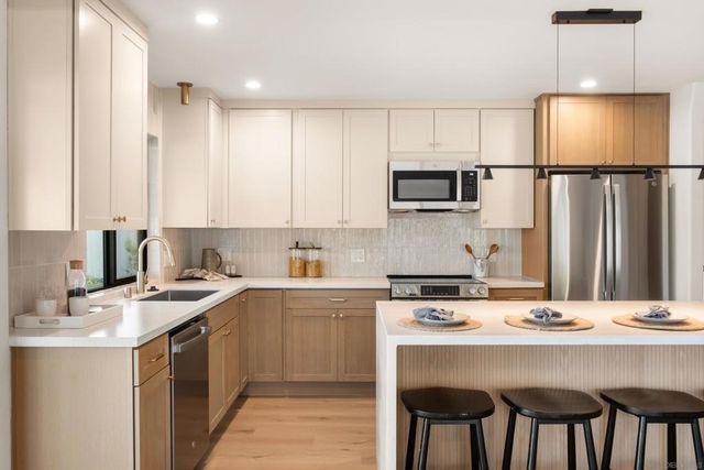 12485 Grandee, San Diego, CA 92128