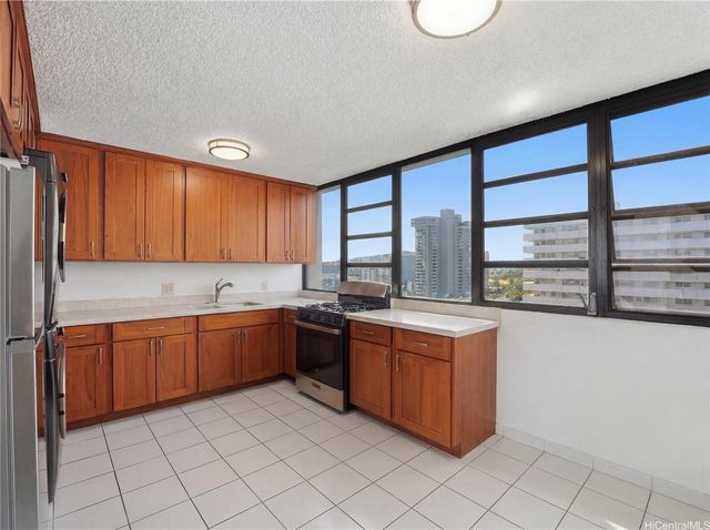 2929 Ala Ilima Street 1202, Honolulu, HI 96818