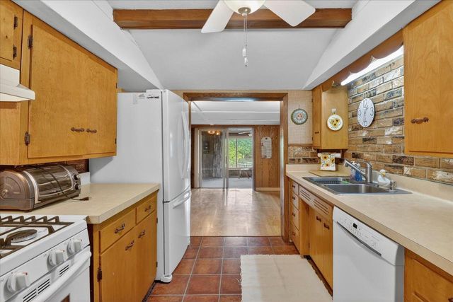 N4055 Golf Lane, Brodhead, WI 53520