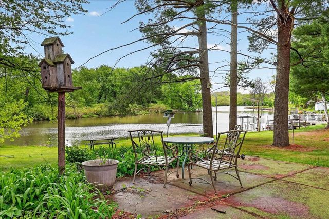 N4055 Golf Lane, Brodhead, WI 53520