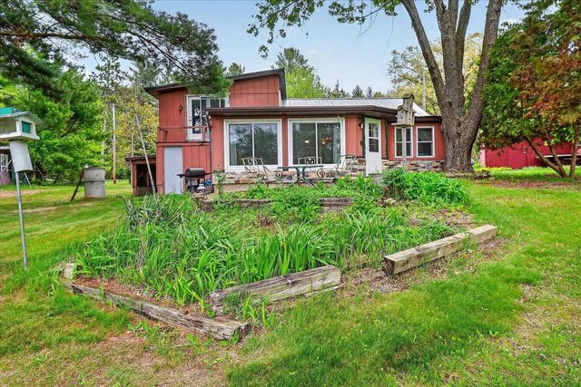 N4055 Golf Lane, Brodhead, WI 53520