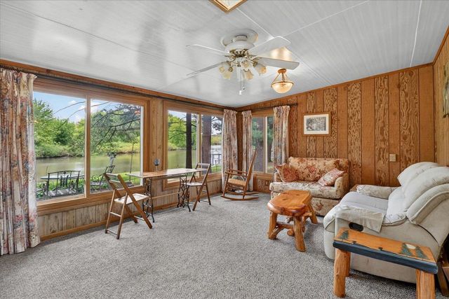 N4055 Golf Lane, Brodhead, WI 53520