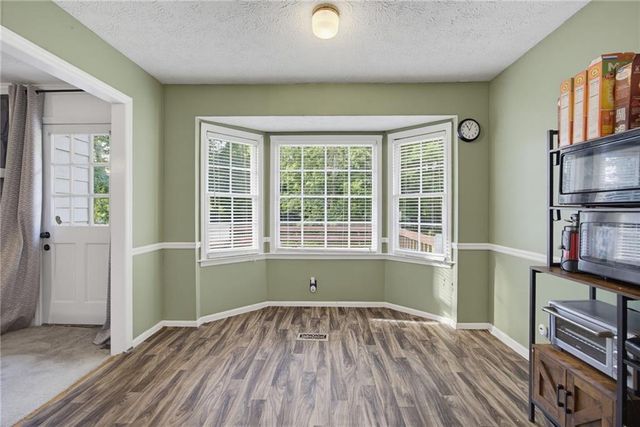 563 Presidential Drive, Dallas, GA 30157