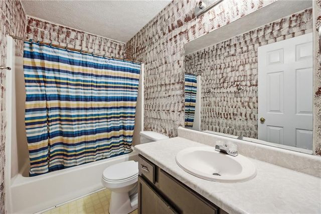 563 Presidential Drive, Dallas, GA 30157