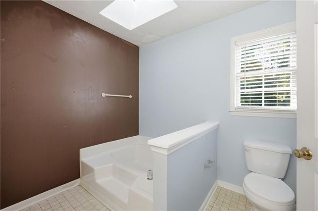 563 Presidential Drive, Dallas, GA 30157