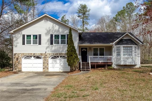 563 Presidential Drive, Dallas, GA 30157