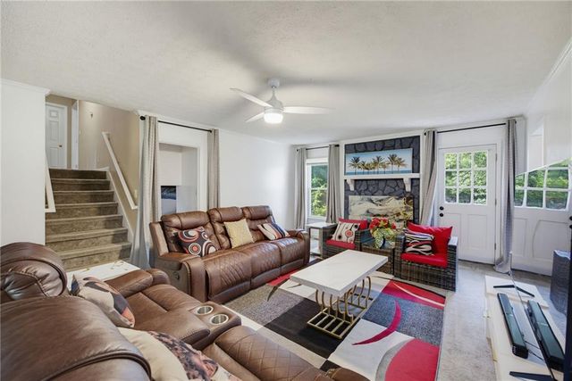 563 Presidential Drive, Dallas, GA 30157