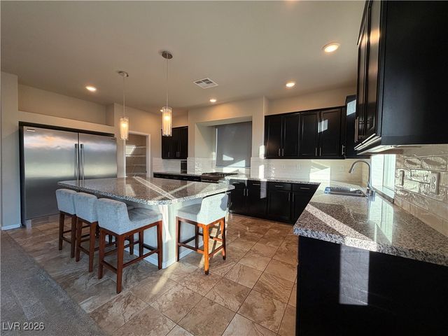 6659 Tangled Vines Avenue, Las Vegas, NV 89139