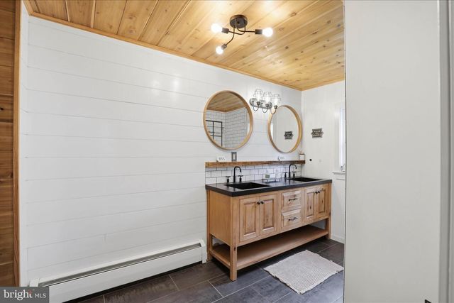 441 SMOKESTOWN RD, Denver, PA 17517
