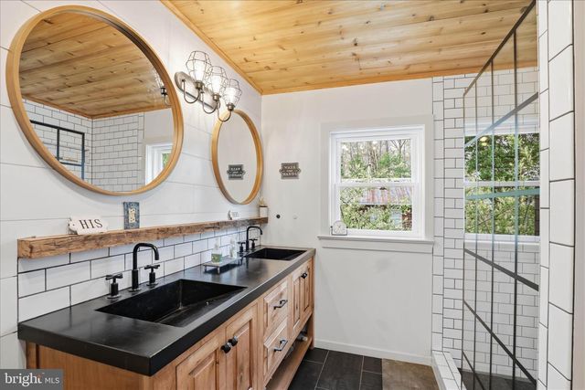 441 SMOKESTOWN RD, Denver, PA 17517