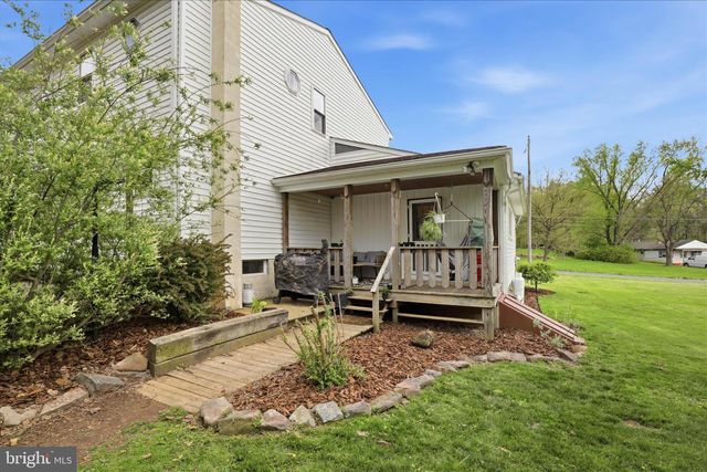 441 SMOKESTOWN RD, Denver, PA 17517