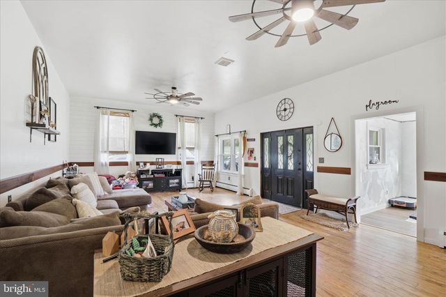 441 SMOKESTOWN RD, Denver, PA 17517