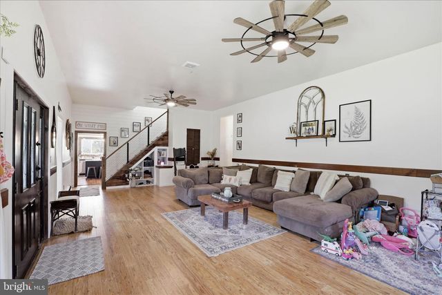 441 SMOKESTOWN RD, Denver, PA 17517
