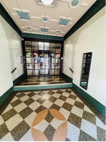 2081 Cruger Avenue Cruger 1K, Bronx, NY 10462