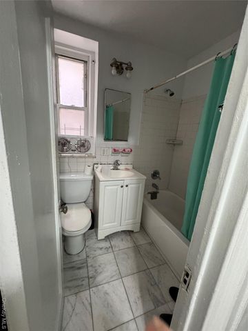 2081 Cruger Avenue Cruger 1K, Bronx, NY 10462