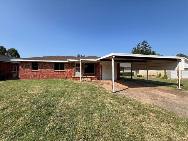 10217 N McKinley Avenue, Oklahoma City, OK 73114