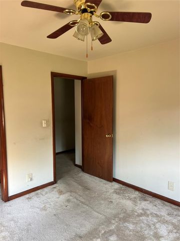 10217 N McKinley Avenue, Oklahoma City, OK 73114