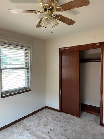 10217 N McKinley Avenue, Oklahoma City, OK 73114