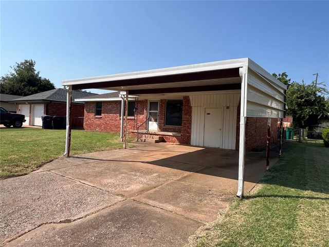 10217 N McKinley Avenue, Oklahoma City, OK 73114