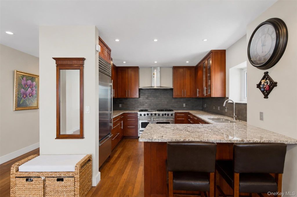 3220 Arlington Avenue 9A, Bronx, NY 10463 — photo 4