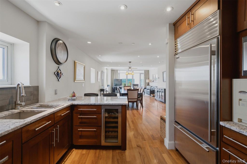 3220 Arlington Avenue 9A, Bronx, NY 10463 — photo 5
