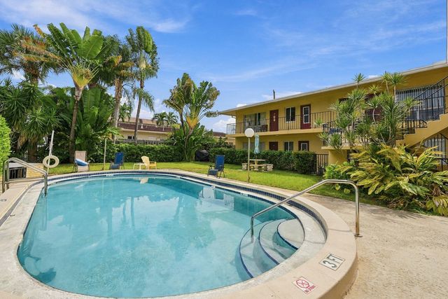 2190 SE 5TH Street 5-B, Pompano Beach, FL 33062