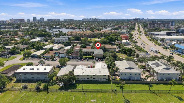 2190 SE 5TH Street 5-B, Pompano Beach, FL 33062