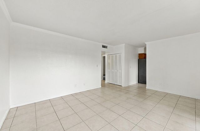 2190 SE 5TH Street 5-B, Pompano Beach, FL 33062