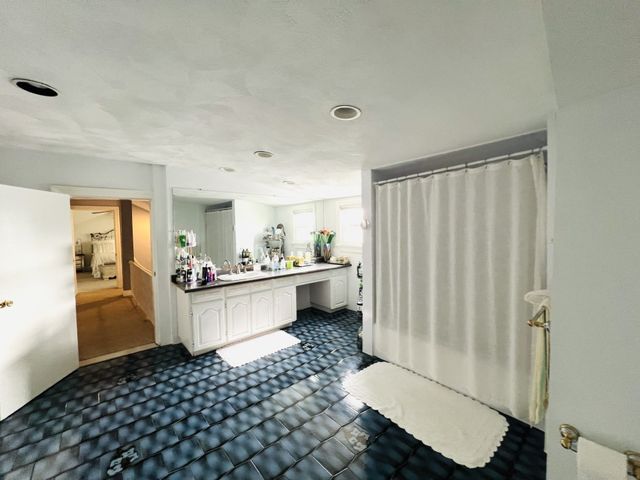 10 Milano 1, Revere, MA 02151