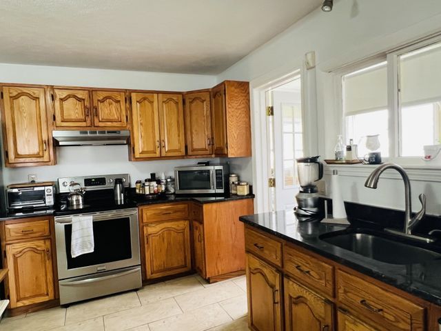 10 Milano 1, Revere, MA 02151
