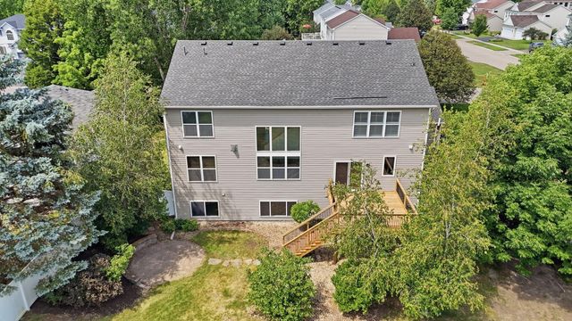 2489 Eyrie Drive, Woodbury, MN 55129