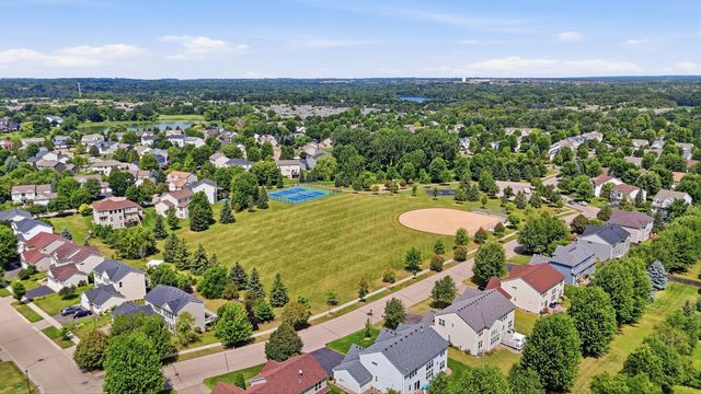 2489 Eyrie Drive, Woodbury, MN 55129