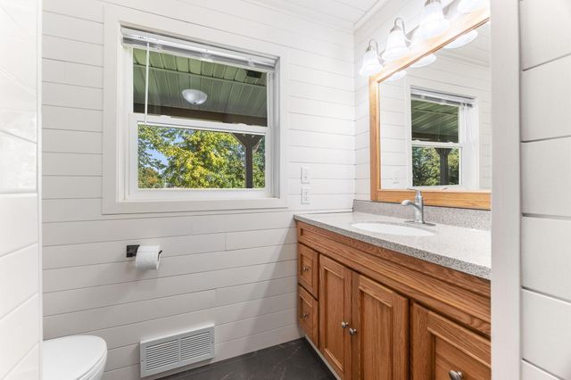 16869 220th Street, Hutchinson, MN 55350