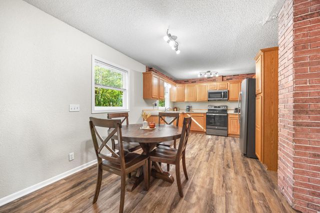 16869 220th Street, Hutchinson, MN 55350