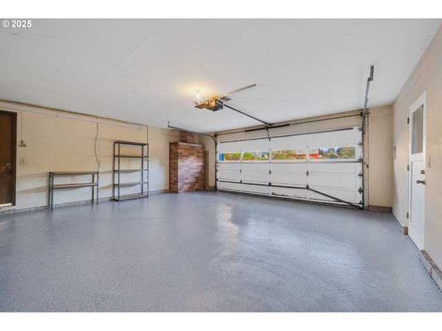 8630 BEWLEY St, Bay City, OR 97107