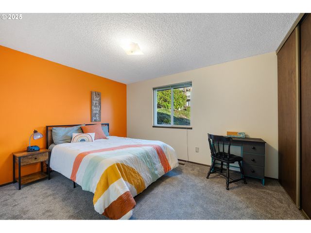 8630 BEWLEY St, Bay City, OR 97107