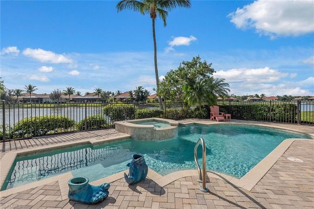 9322 Chiasso Cove CT, Naples, FL 34114