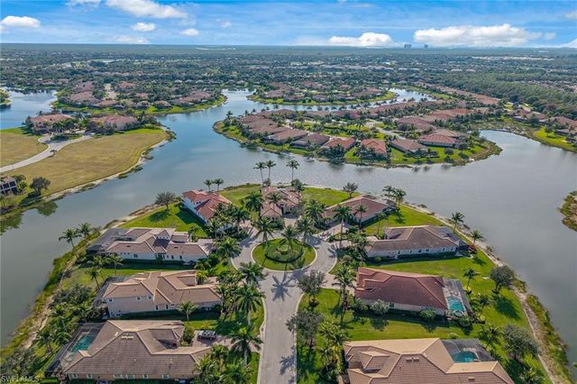 9322 Chiasso Cove CT, Naples, FL 34114