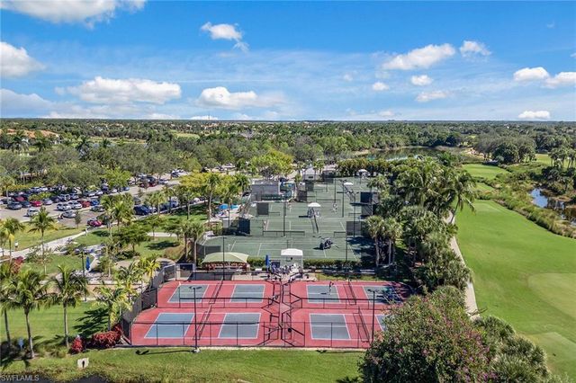 9322 Chiasso Cove CT, Naples, FL 34114