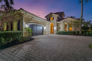 9322 Chiasso Cove CT, Naples, FL 34114
