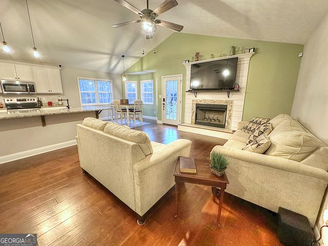 106 Woodstream Trail, Lagrange, GA 30240