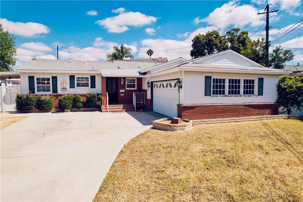 Image 1 of property listing at 10321 Devillo, Whittier, CA 90604