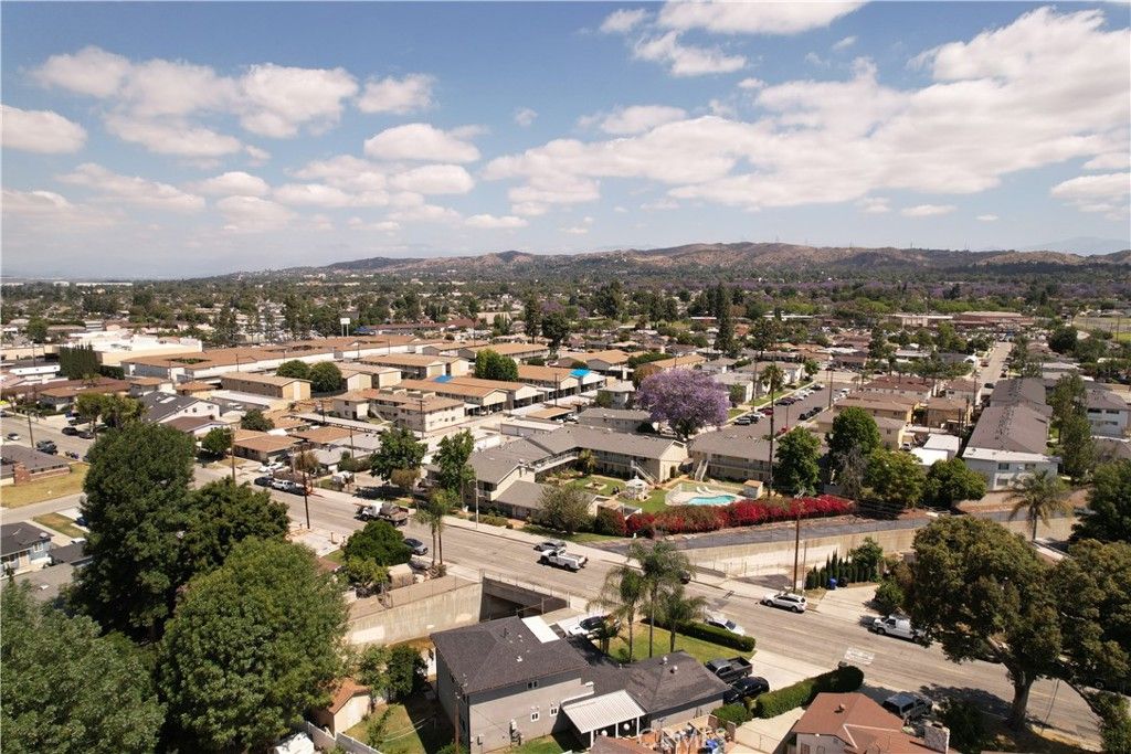 Image 26 of property listing at 10321 Devillo, Whittier, CA 90604