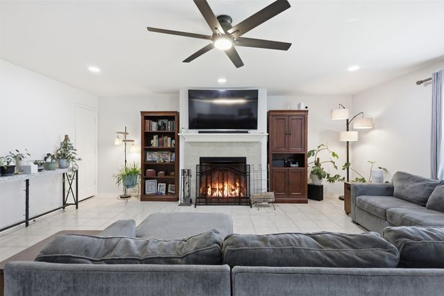 5976 Saddle Flap Drive, Fort Worth, TX 76179