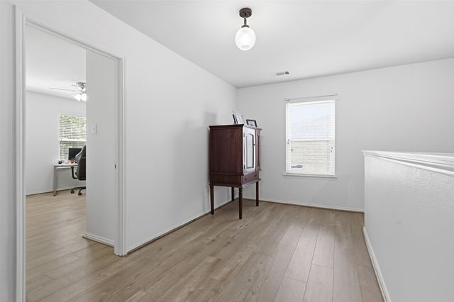 5976 Saddle Flap Drive, Fort Worth, TX 76179