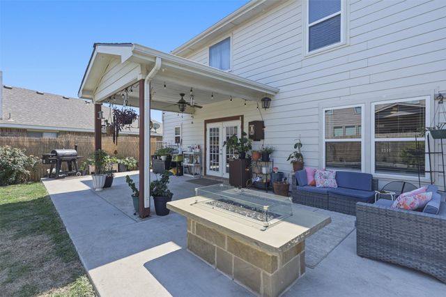 5976 Saddle Flap Drive, Fort Worth, TX 76179