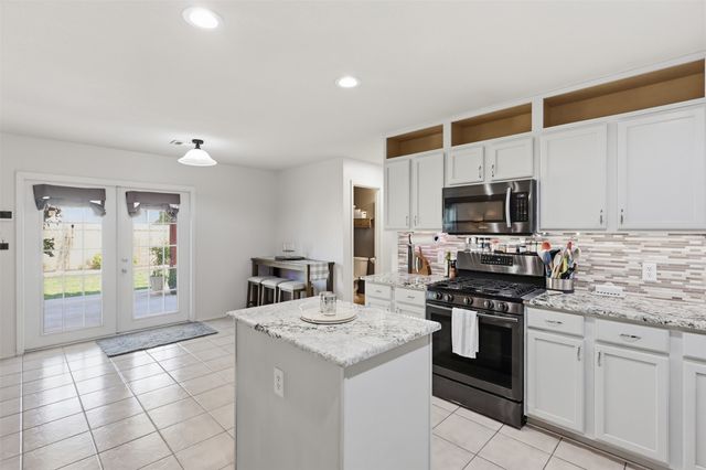 5976 Saddle Flap Drive, Fort Worth, TX 76179