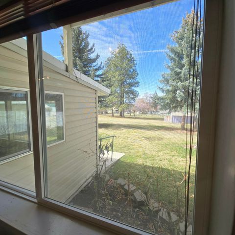 1614 Kane Street, Klamath Falls, OR 97603