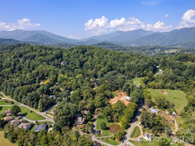 18 Covey Trail, Waynesville, NC 28786