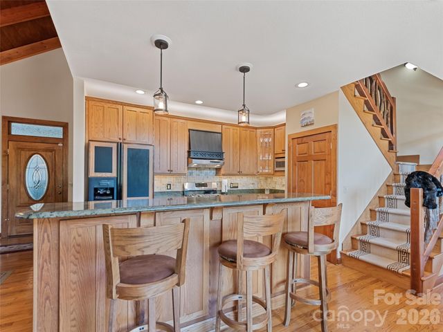 18 Covey Trail, Waynesville, NC 28786